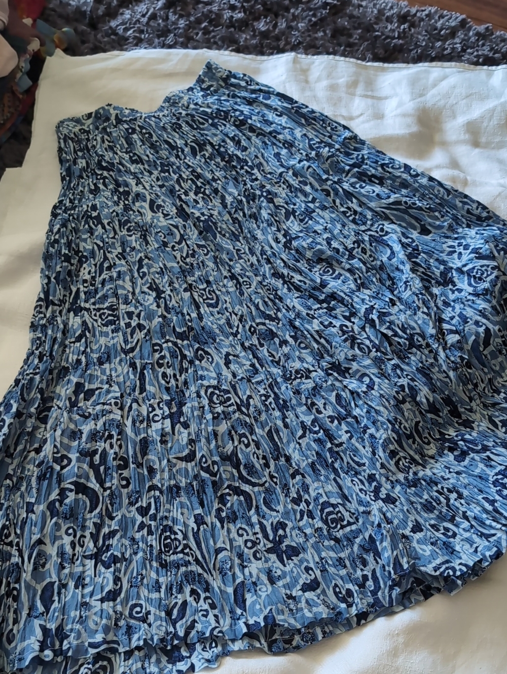 Petite Sophisticate Blue Patterned Pleated Maxi Skirt